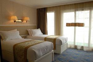 凱蕾旅游船預(yù)定中心