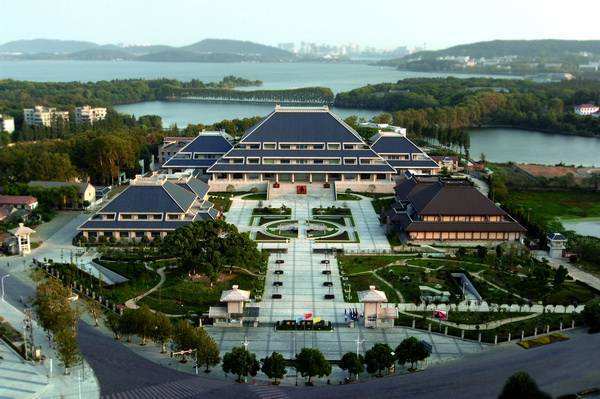 湖北省博物館旅游指南 湖北省博物館旅游指南