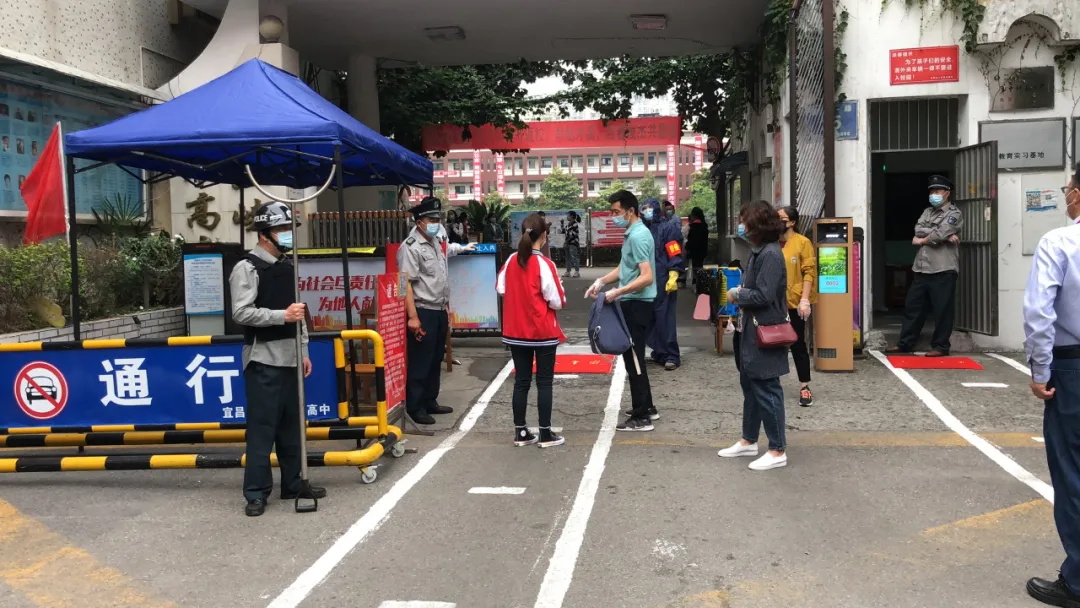 宜昌畢業(yè)年級開學(xué)復(fù)課