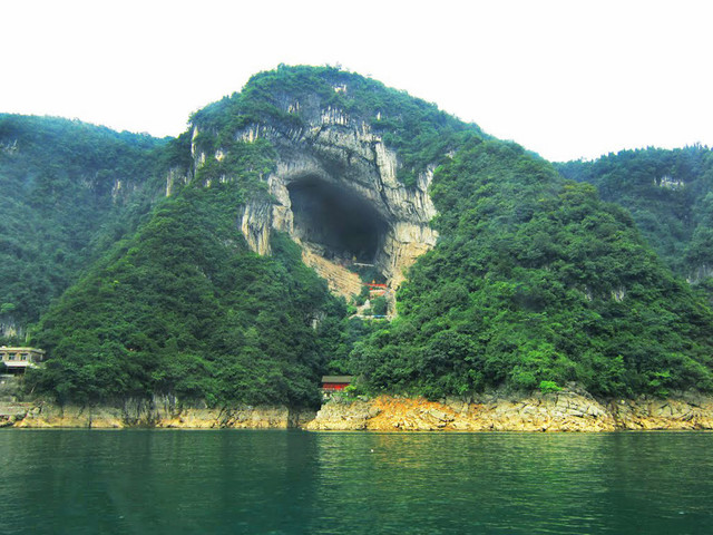 宜昌長(zhǎng)陽(yáng)清江旅游指南