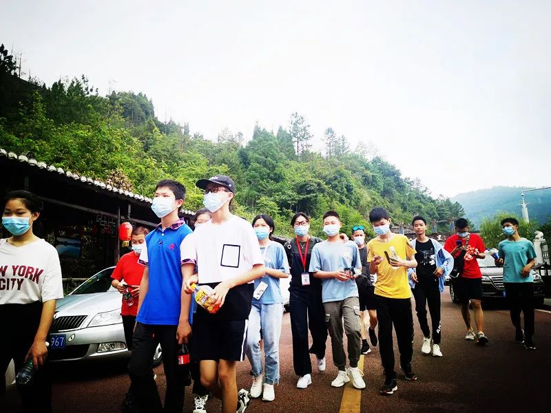 湖北清江畫廊旅游度假區 湖北清江畫廊旅游度假區