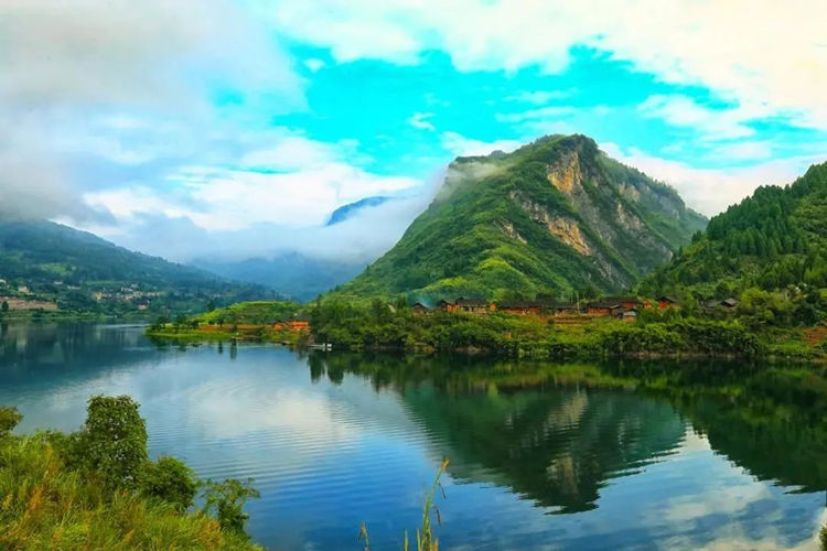 宜昌到湘西旅游線路預定 宜昌到湘西旅游線路預定