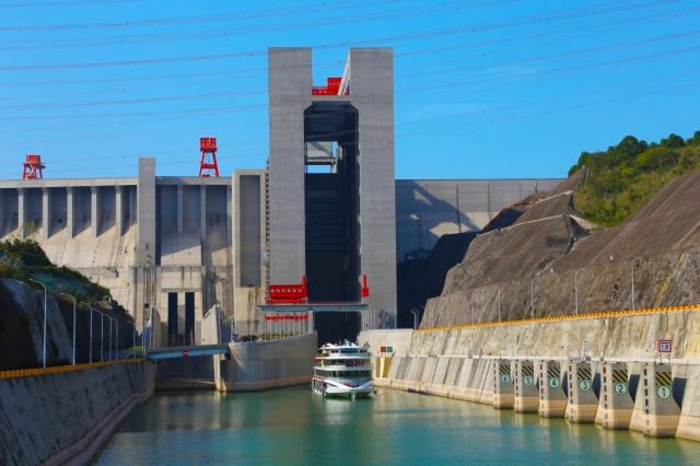 三峽升船機旅游預(yù)定