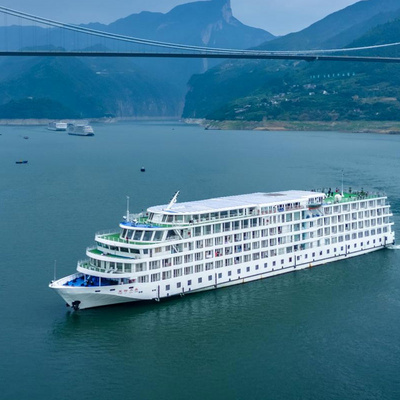 三峽水晶旅游船